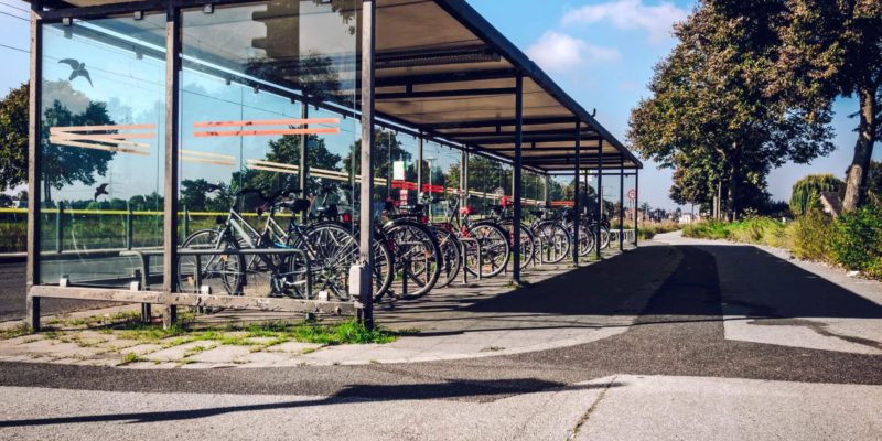 Free standing vs wall mounted covered walkways: which is best for you?